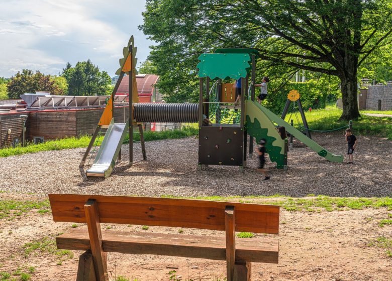 Aire naturelle de jeux et de pique-nique de la Châtaigneraie